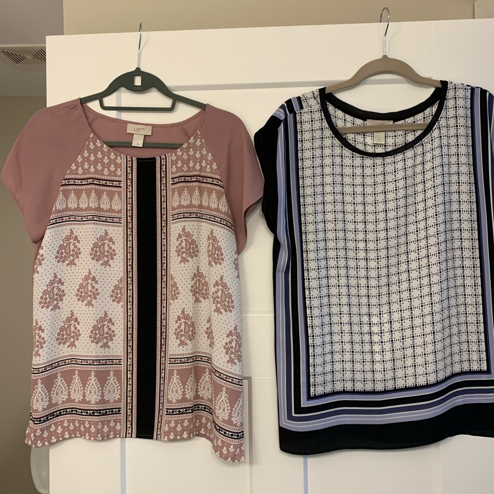 2 short sleeved blouse tops